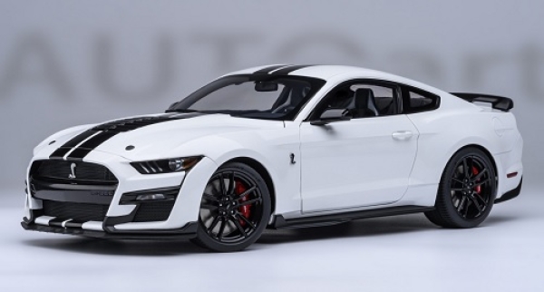 73095 Ford Mustang Shelby GT500 (Oxford White) 1:18